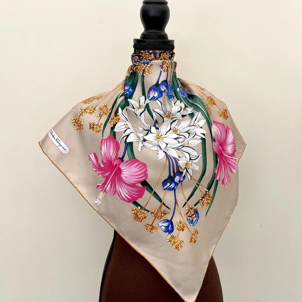New Salvatore Ferragamo Silk Scarf Flowers Beige Multicolor Wrap Scarf
